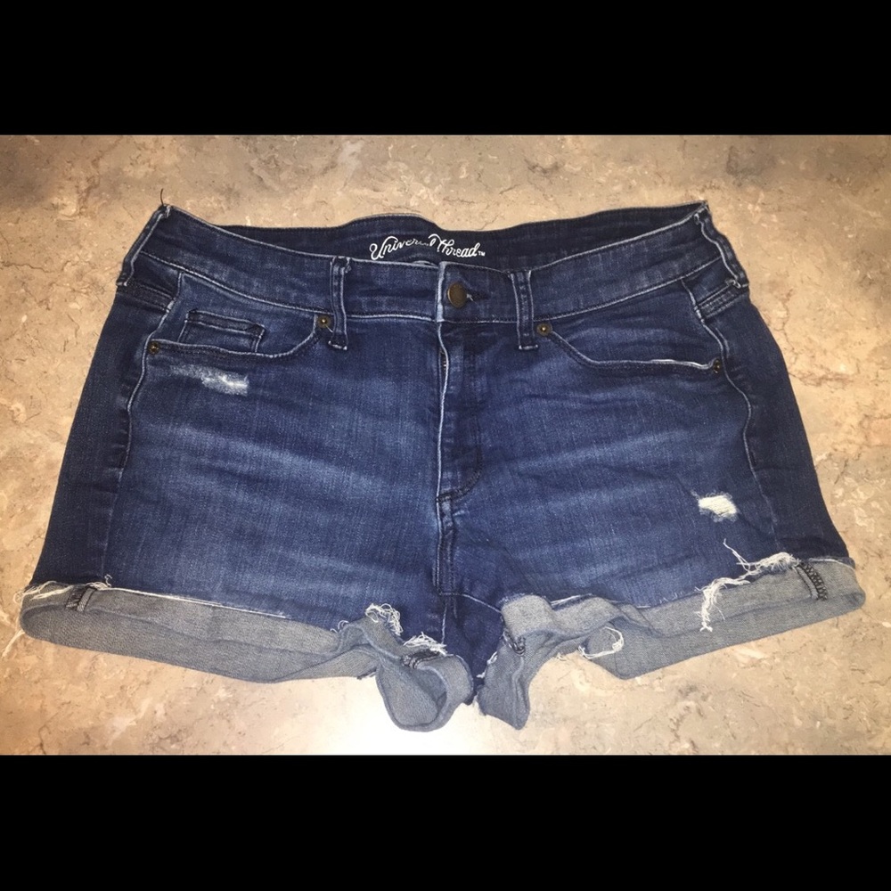 Universal Thread Mid Rise Mini Shorts - Picture 3 of 5